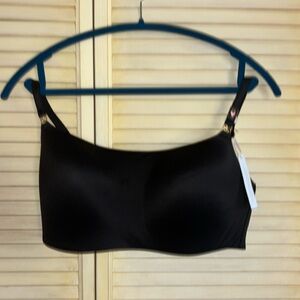 Victoria’s Secret Freedom Cloud Wireless Bra